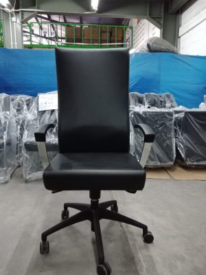 Kursi Minimalis Hitam