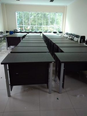 Meja Komputer Orbitrend GSC 1091